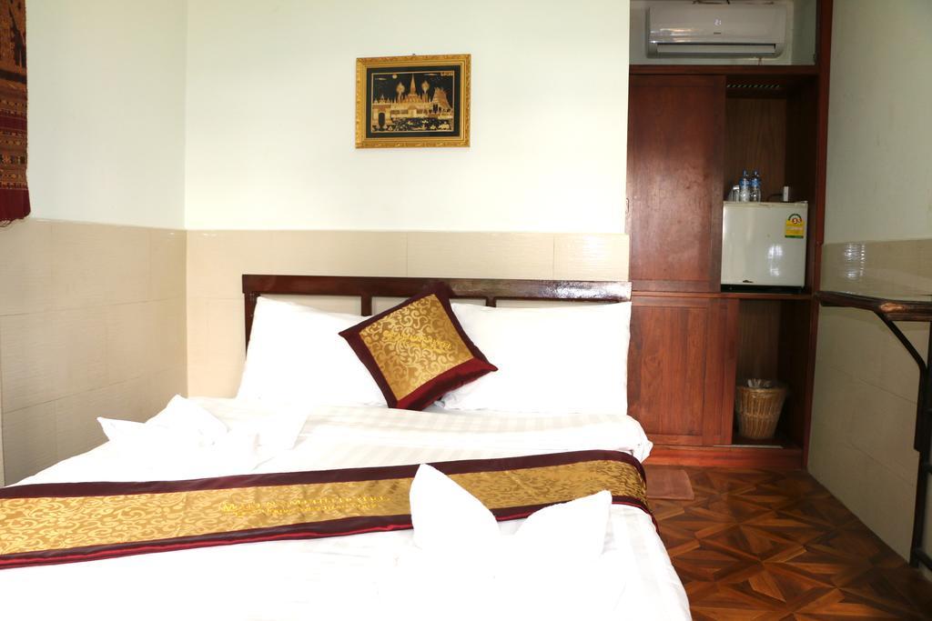 Mali Namphu Hotel Vientiane Exterior foto