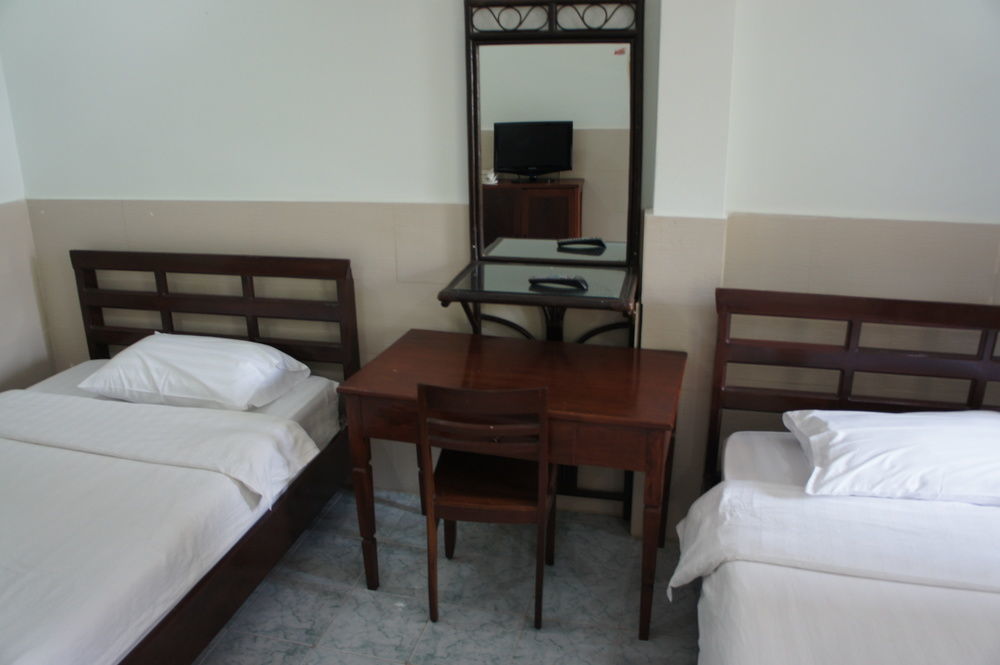 Mali Namphu Hotel Vientiane Exterior foto