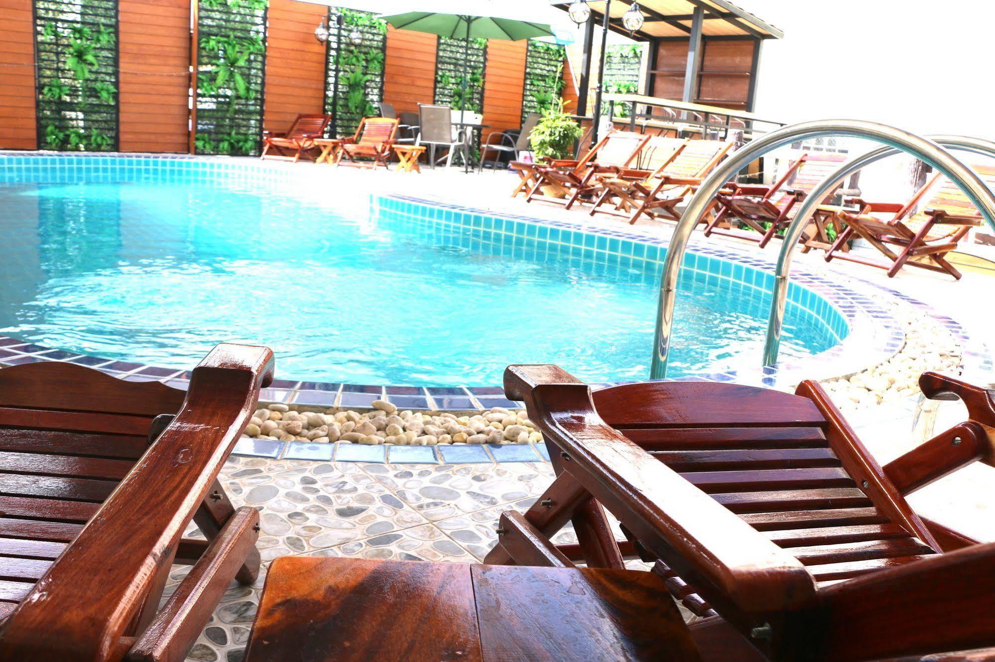 Mali Namphu Hotel Vientiane Exterior foto
